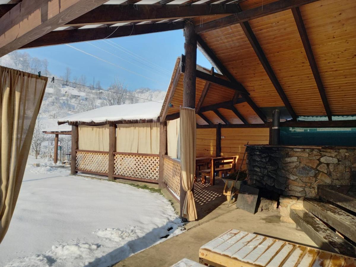 Садиба Райський Куточок Synewyr Exterior foto